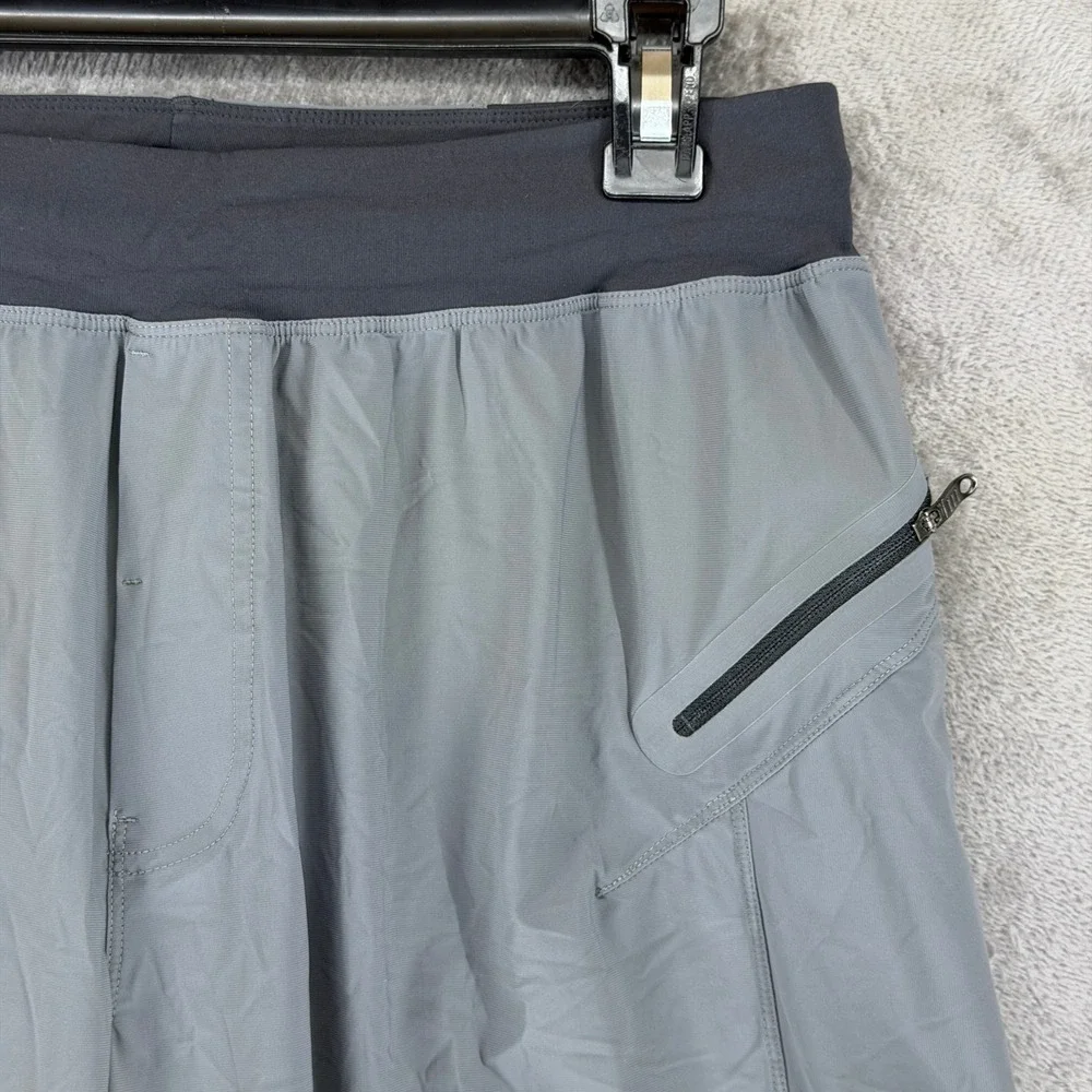 Lululemon Mens Gray Athletic Training Running Shorts Zipper Pocket Size Medium
